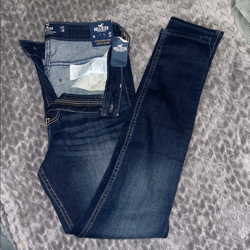 Hollister Blue High Rise Jeans Tapered Fit